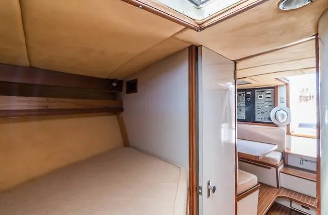 Botel Tj Di Jetset Hotel Cagliari Italy